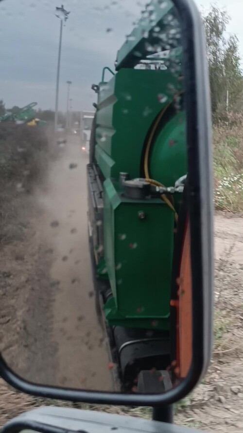 VID_20240925_170620.mp4